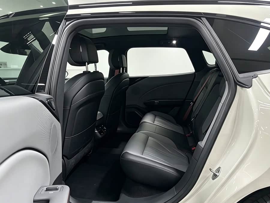 Zeekr 007GT 2026 Rear Drive Max 75kWh - zdjęcie 6