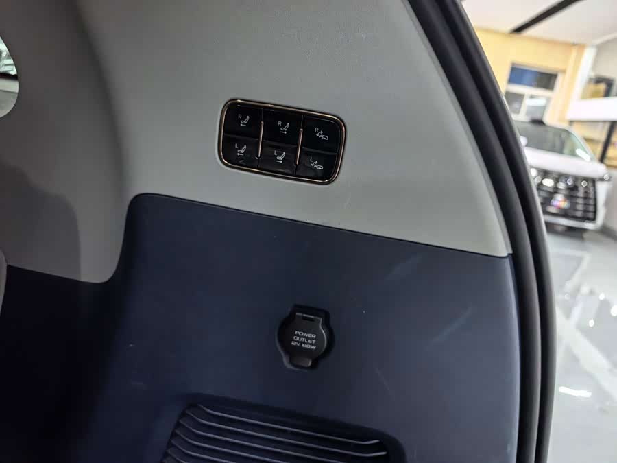 Zeekr MIX 2025 Smart Drive - zdjęcie 12