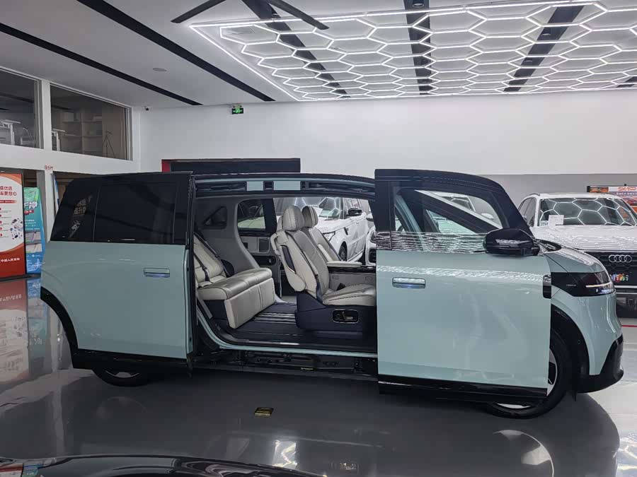 Zeekr MIX 2025 Smart Drive - zdjęcie 5