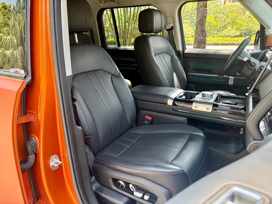 Zhongheng G700 2025 Enjoyment 6-seater - zdjęcie 12