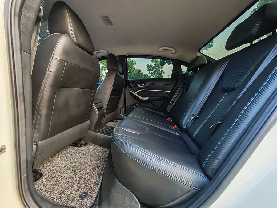2022 D60EV Standard Range Comfort - zdjęcie 18