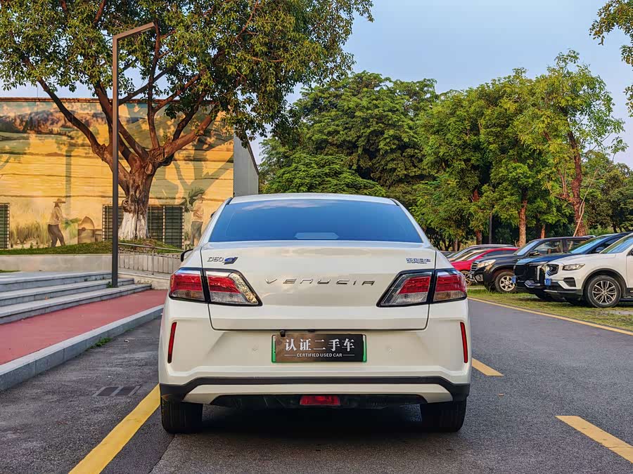 2022 D60EV Standard Range Comfort - zdjęcie 5