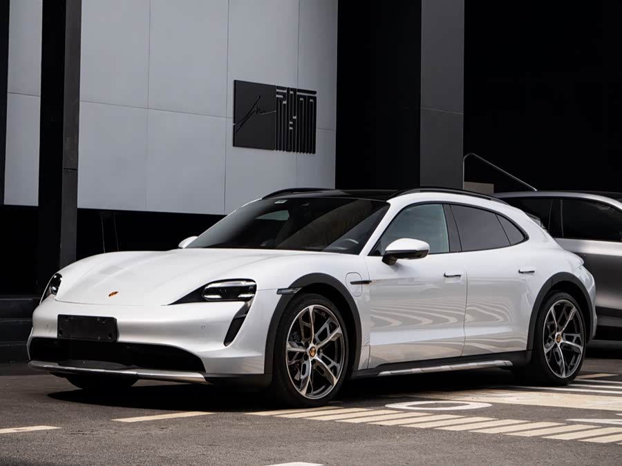 2022 Taycan Turbo Cross Turismo - zdjęcie 1