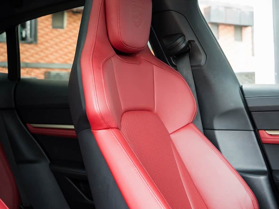 2022 Taycan Turbo Cross Turismo - zdjęcie 11