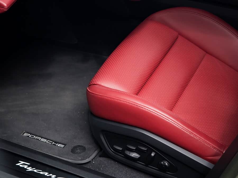 2022 Taycan Turbo Cross Turismo - zdjęcie 13