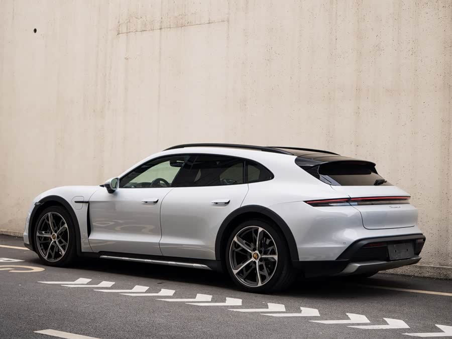 2022 Taycan Turbo Cross Turismo - zdjęcie 8