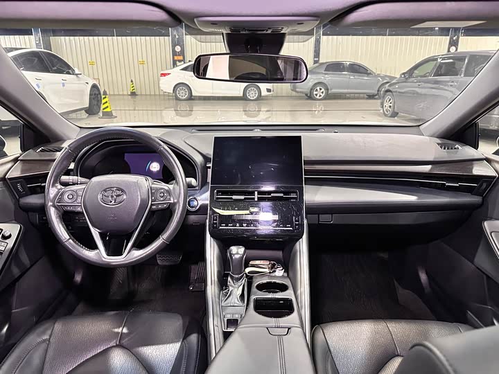 2022 Toyota Avalon 2.0L Luxury - zdjęcie 18