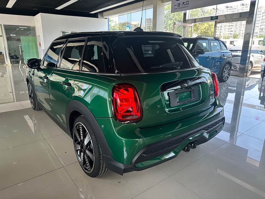2023 2.0T COOPER S Artist 5-Door - zdjęcie 4