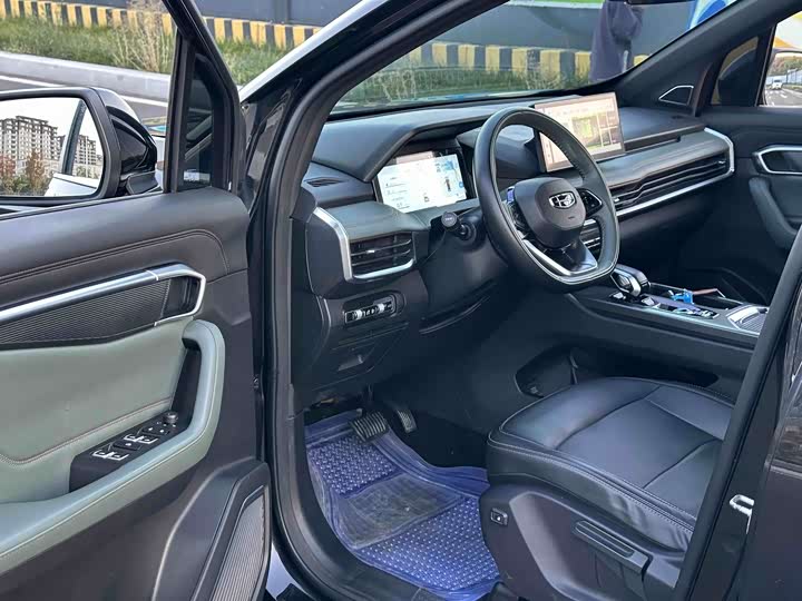 2023 2.0T DCT Luxury - zdjęcie 18