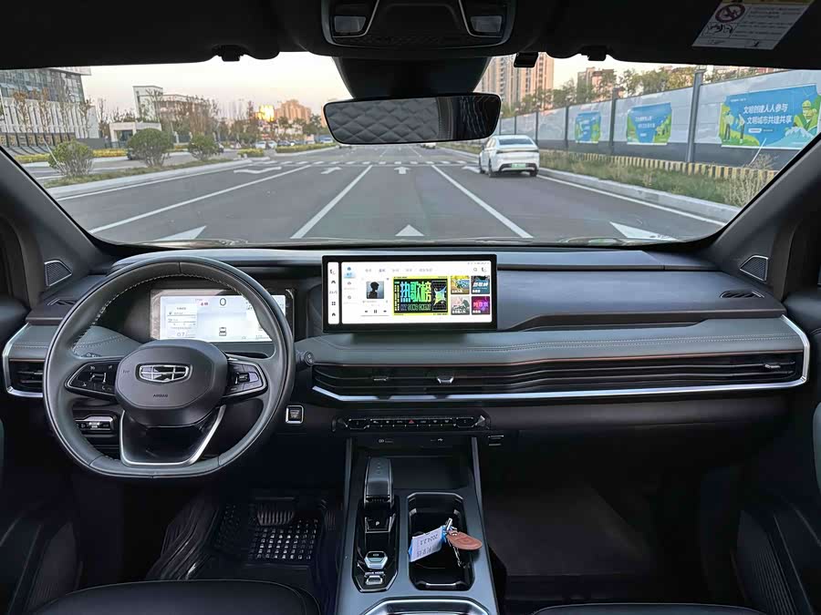 2023 2.0T DCT Luxury - zdjęcie 9