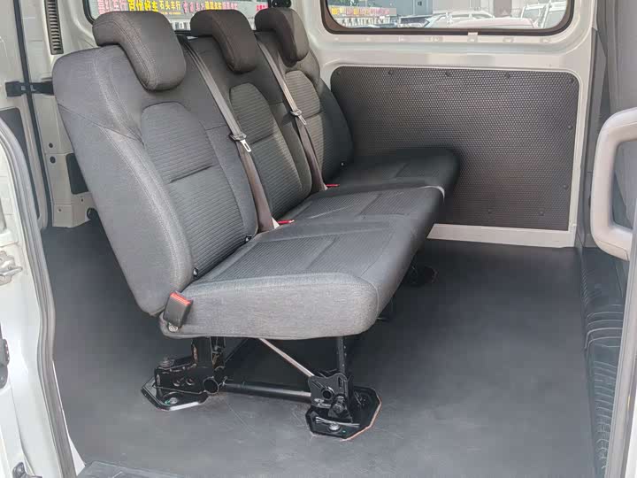 2023 2.0T Diesel Manual Multifunction Commercial Vehicle Short Wheelbase Low Roof 5/6 Seats - zdjęcie 16