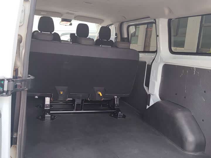 2023 2.0T Diesel Manual Multifunction Commercial Vehicle Short Wheelbase Low Roof 5/6 Seats - zdjęcie 17