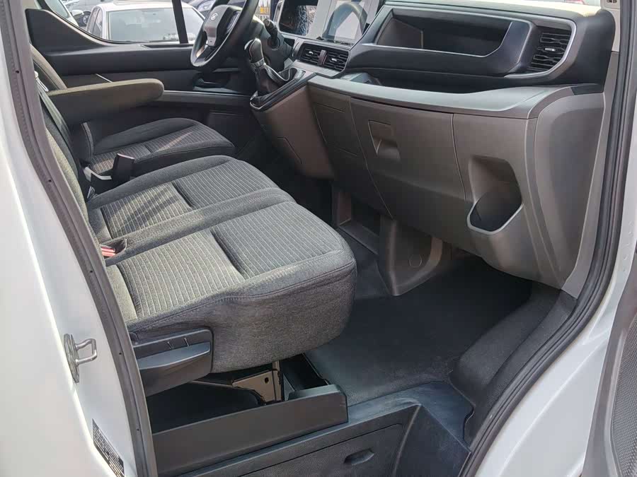 2023 2.0T Diesel Manual Multifunction Commercial Vehicle Short Wheelbase Low Roof 5/6 Seats - zdjęcie 5