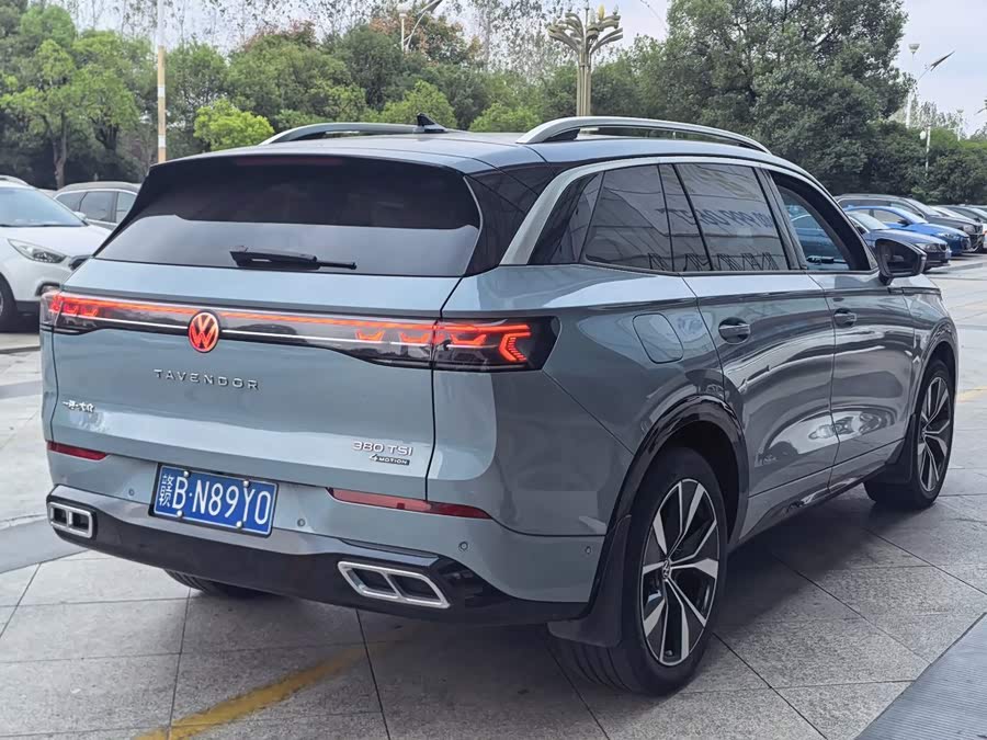 2023 380TSI 4WD R-Line First Edition - zdjęcie 5