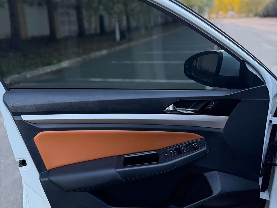 2023 Bora 200TSI DSG Intelligent Pro Edition - zdjęcie 12