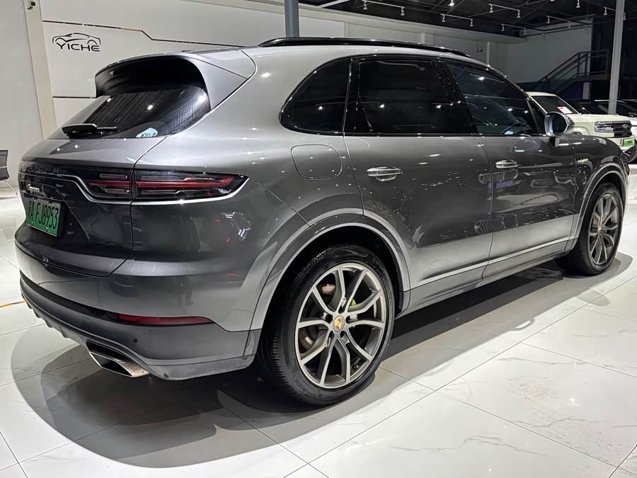 2023 Cayenne Coupe E-Hybrid 2.0T Platinum - zdjęcie 12