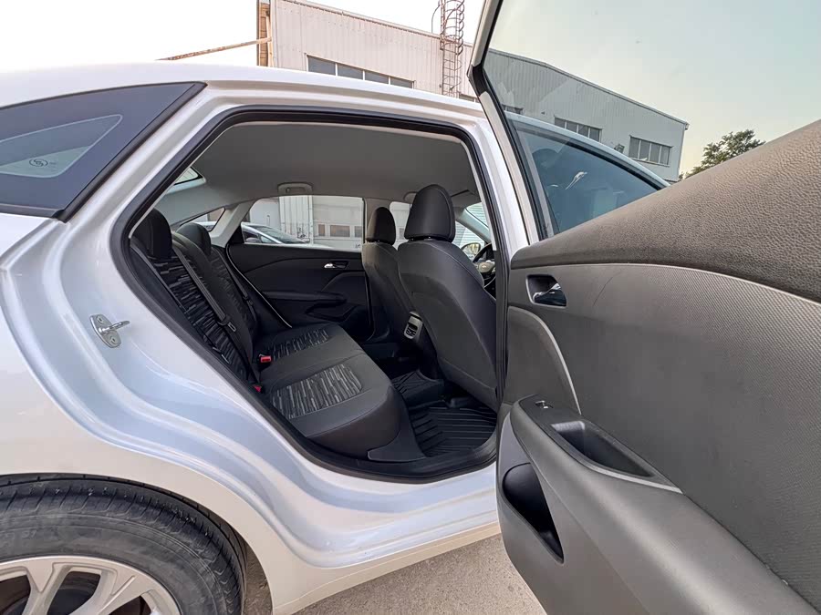 2023 Chevrolet Cruze 1.5L Dual Clutch Enjoy Edition - zdjęcie 13