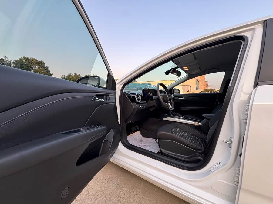 2023 Chevrolet Cruze 1.5L Dual Clutch Enjoy Edition - zdjęcie 14