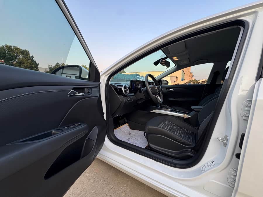 2023 Chevrolet Cruze 1.5L Dual Clutch Enjoy Edition - zdjęcie 18