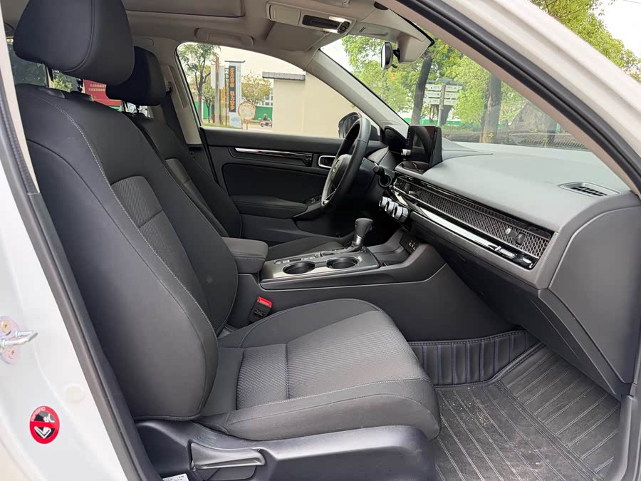 2023 Model 240 TURBO CVT Technology Edition - zdjęcie 11