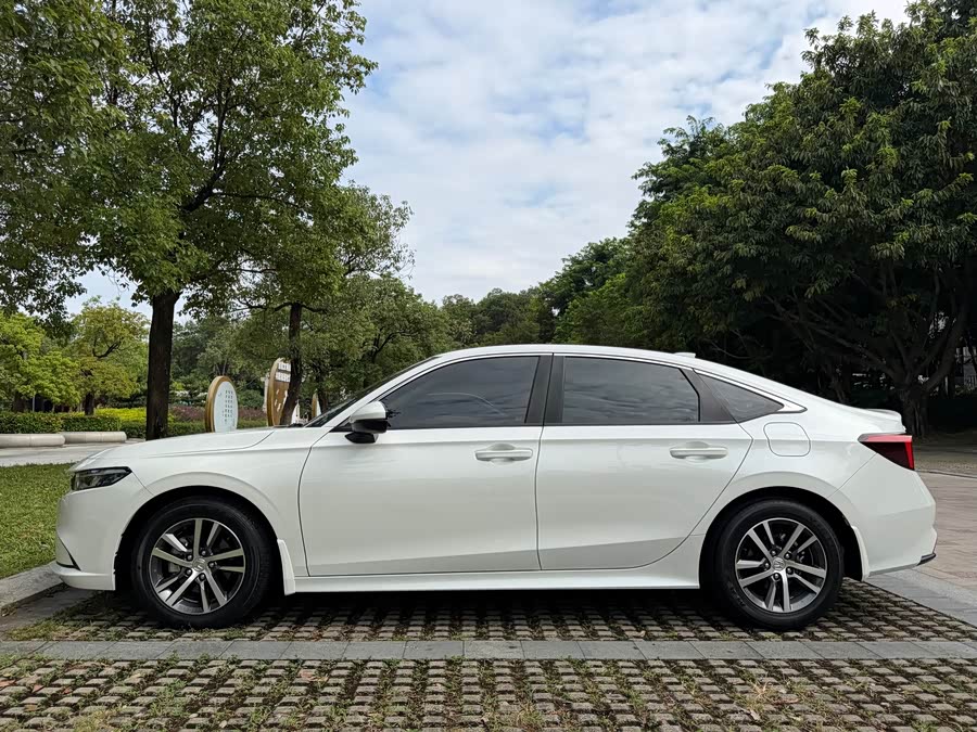 2023 Model 240 TURBO CVT Technology Edition - zdjęcie 4