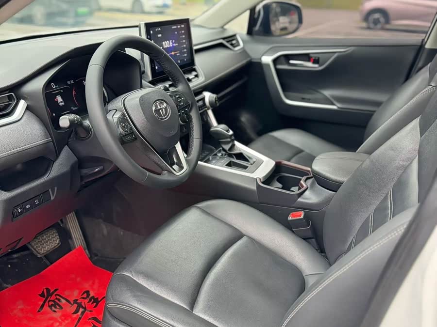 2023 RAV4 2.0L CVT 2WD Fashion - zdjęcie 4