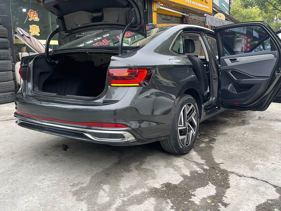 2023 Volkswagen 200TSI DSG Flyover - zdjęcie 15