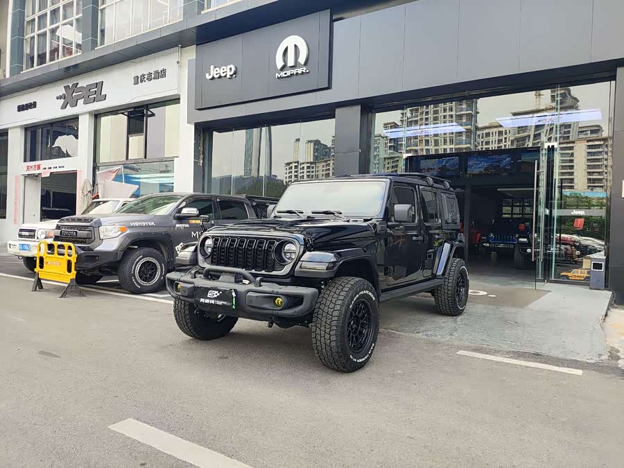 2024 Jeep Wrangler 2.0T 4xe Sahara - zdjęcie 1