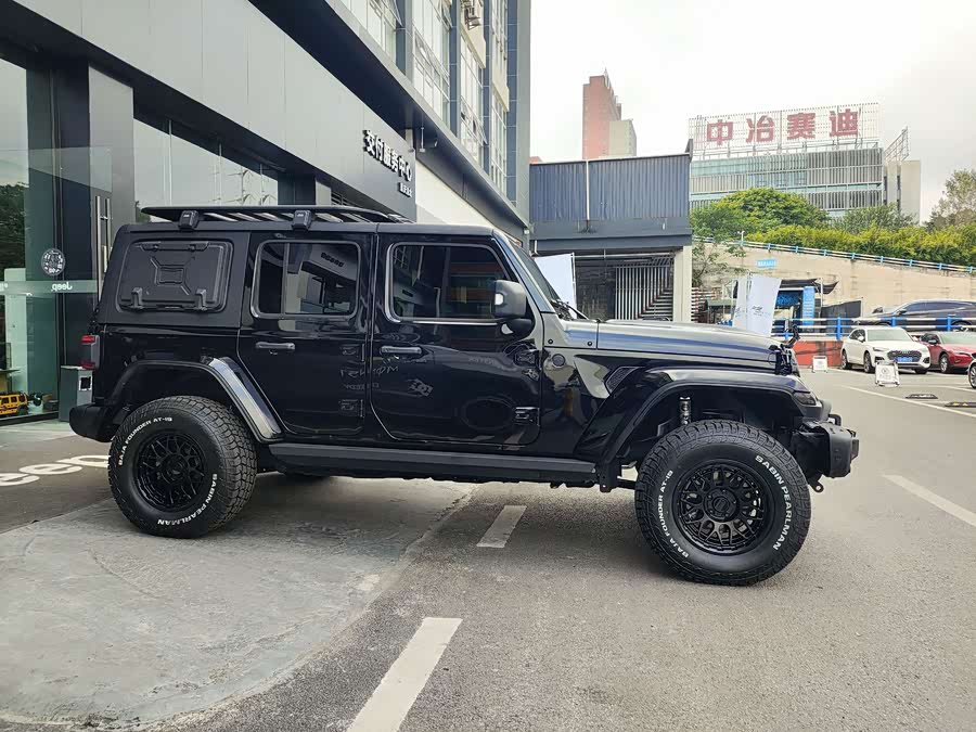 2024 Jeep Wrangler 2.0T 4xe Sahara - zdjęcie 13