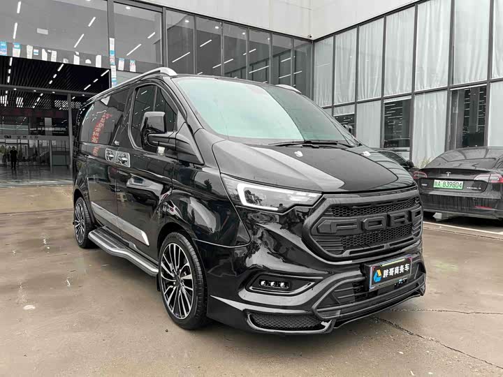 2025 Ford Black Knight 2.0T Gas Pursuit Edition - zdjęcie 15