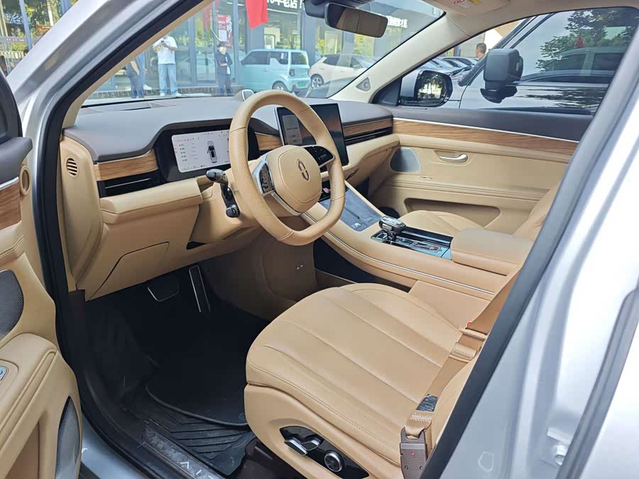 AITO M7 2024 1.5T Smart Drive Four-Wheel Drive Max Version 6 Seats - zdjęcie 4