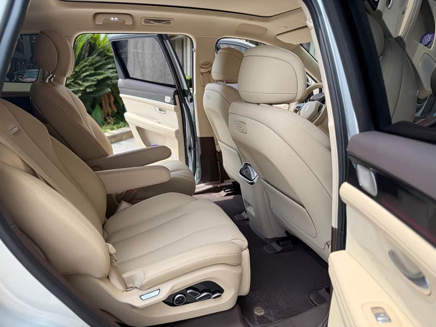 AITO M7 2024 1.5T Smart Drive Four-Wheel Drive Max Version 6 Seats - zdjęcie 5
