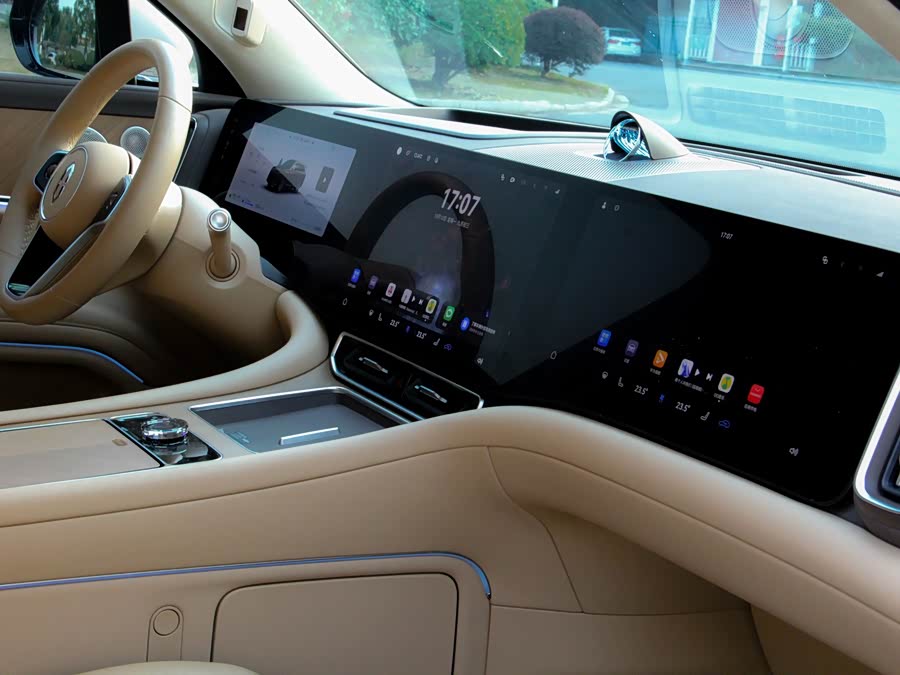 AITO M9 2025 Range Extender Max Version 52kWh 5-Seater (192-Line Laser Radar) - zdjęcie 19