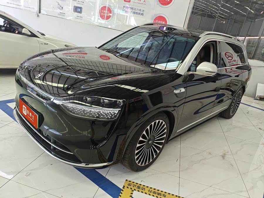 AITO M9 2025 Range Extender Ultra Version 52kWh 6-Seater (192-Line Laser Radar) - zdjęcie 1