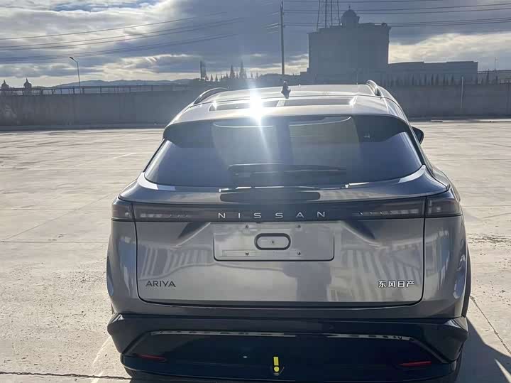 ARIYA 2022 2WD Long Range Top Version - zdjęcie 5