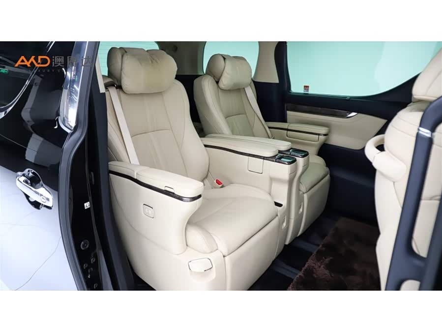 Alphard 2021 Dual Engine 2.5L Premium Edition - zdjęcie 8