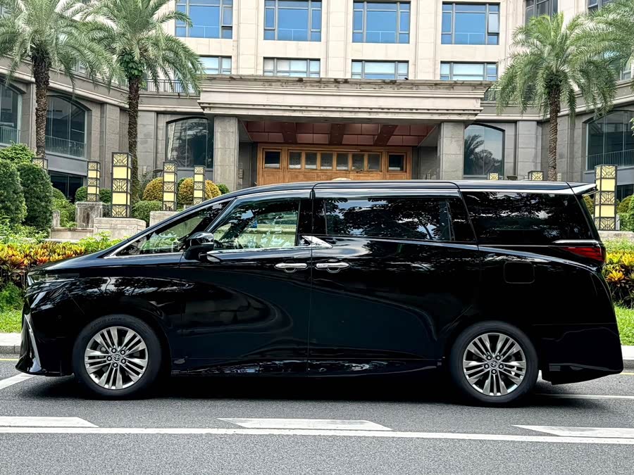 Alphard 2024 Overseas Version - zdjęcie 3