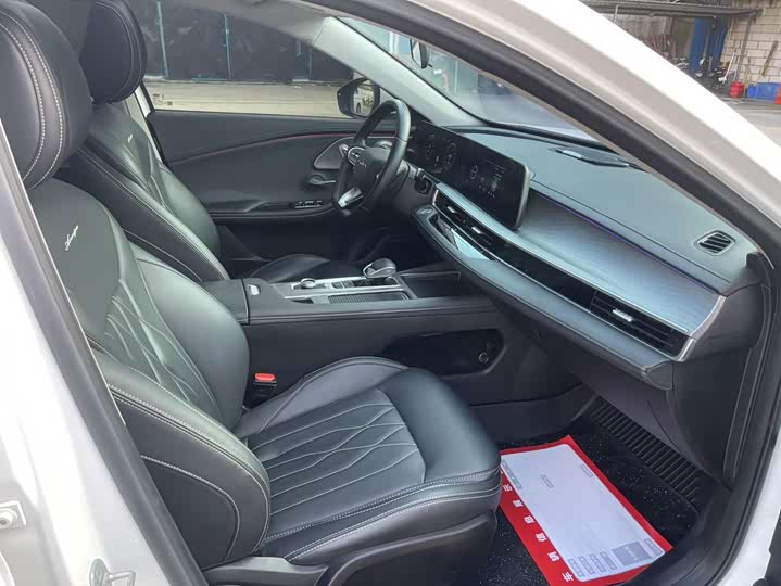 Ariya 8 2022 1.6T DCT Standard - zdjęcie 16