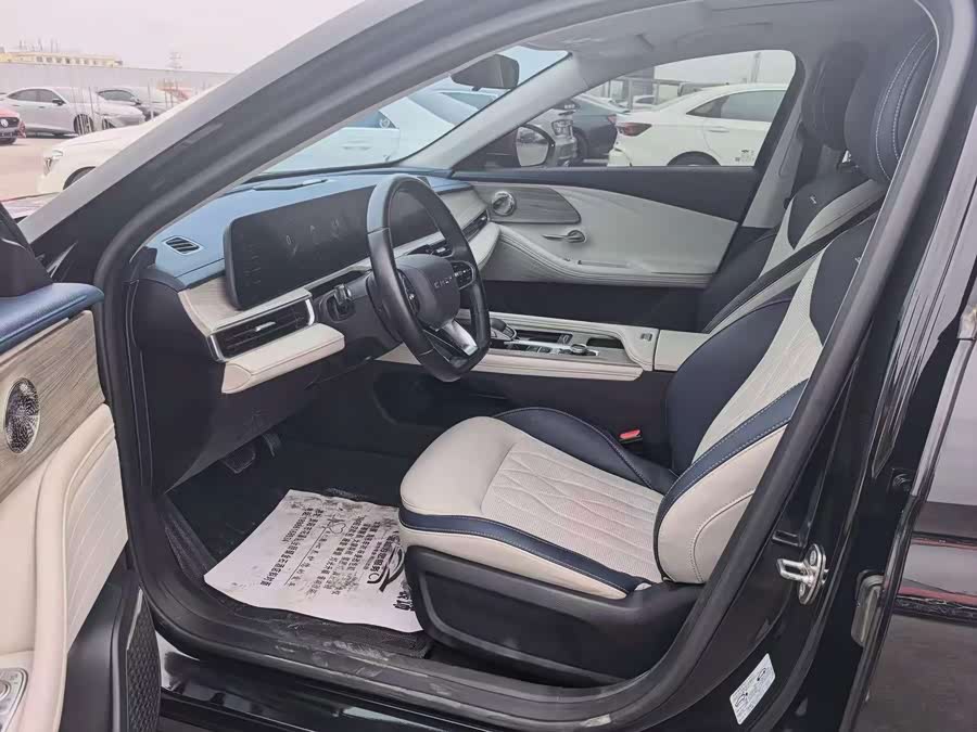 Ariya 8 2024 1.6T DCT Smart - zdjęcie 4