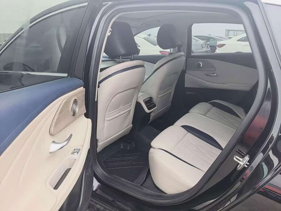 Ariya 8 2024 1.6T DCT Smart - zdjęcie 8
