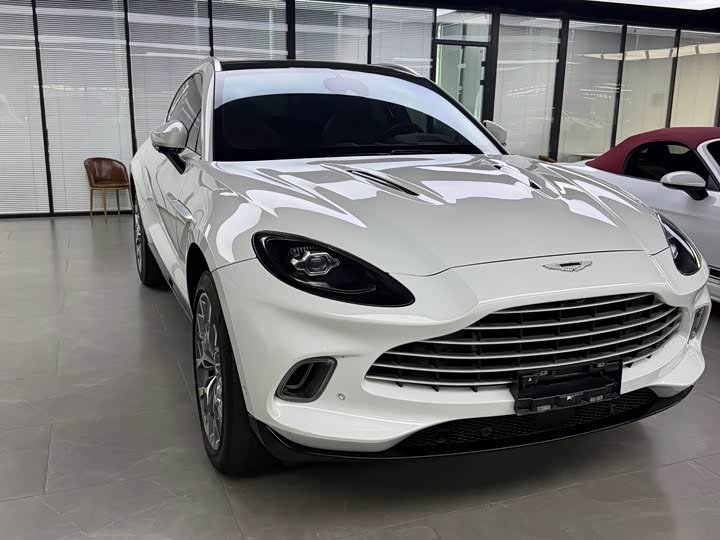 Aston Martin DBX 2023 4.0T V8 - zdjęcie 12