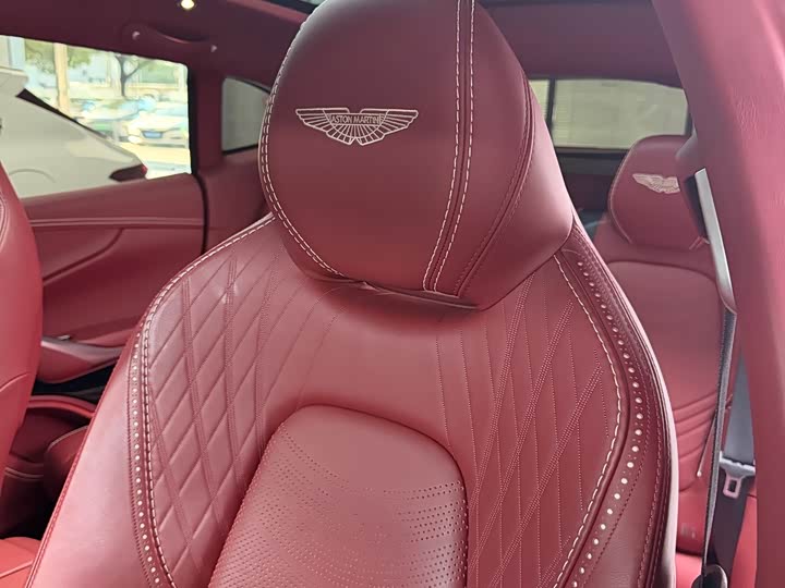 Aston Martin DBX 2023 4.0T V8 - zdjęcie 18