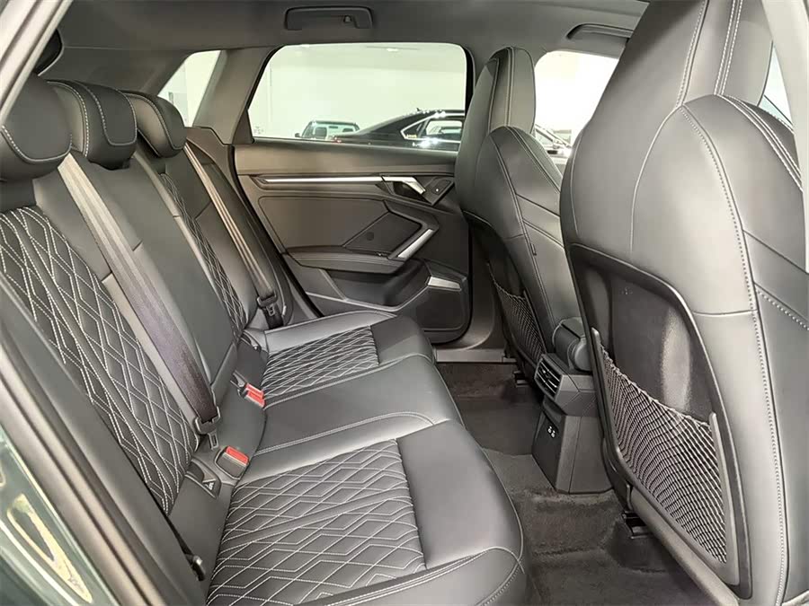 Audi A3 2026 Sportback 35TFSI Flying Honor - zdjęcie 7