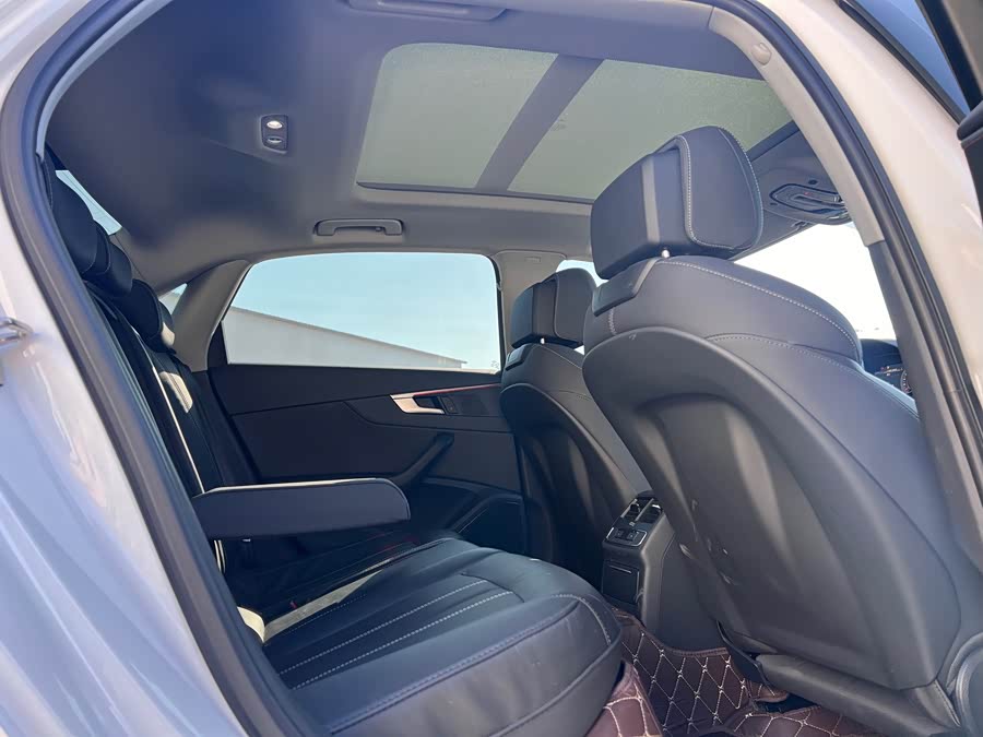 Audi A4L 2023 40 TFSI Fashion Dynamic Edition - zdjęcie 13