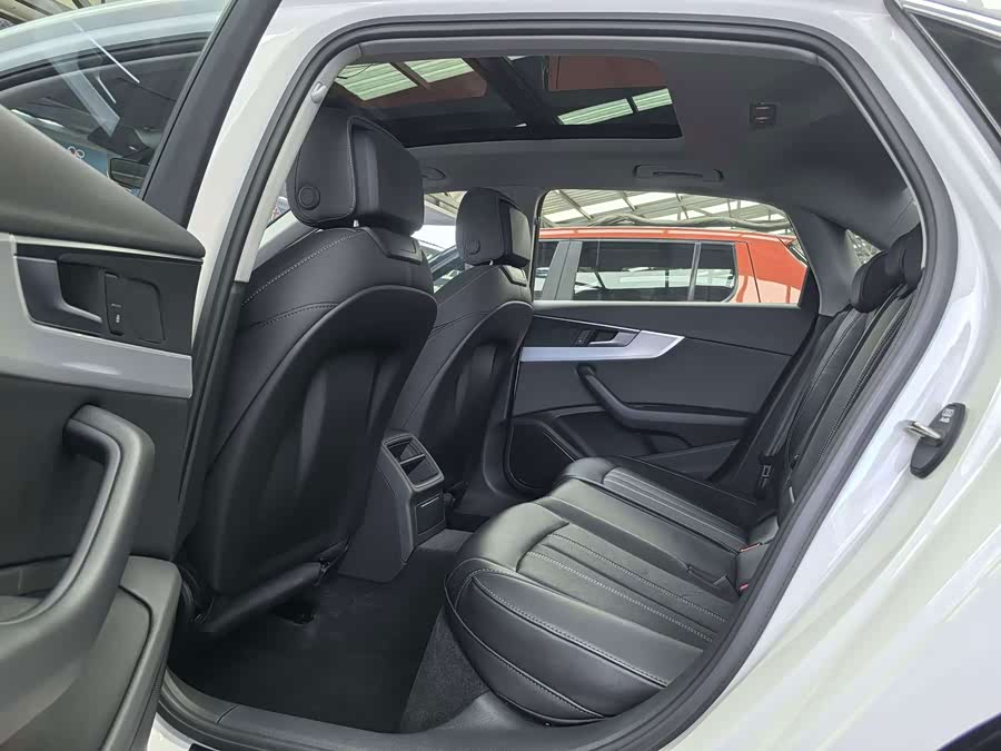 Audi A4L 2023 40 TFSI Fashion Dynamic Edition - zdjęcie 4