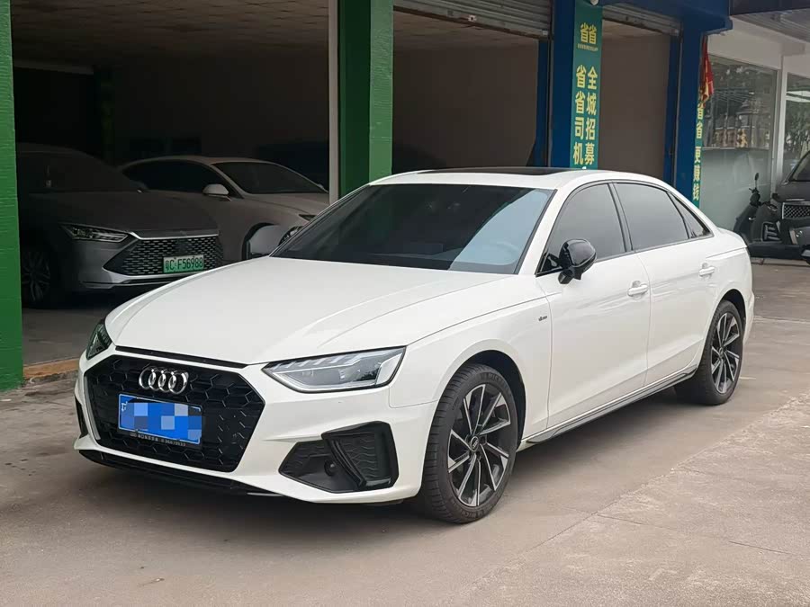 Audi A4L 2023 40 TFSI Luxury Sport - zdjęcie 1