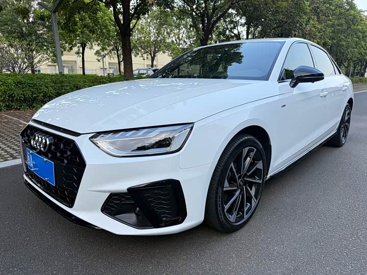 Audi A4L 2023 40 TFSI Luxury Sport - zdjęcie 17