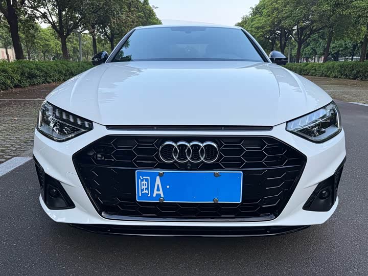 Audi A4L 2023 40 TFSI Luxury Sport - zdjęcie 18