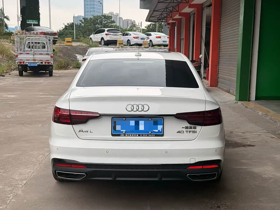 Audi A4L 2023 40 TFSI Luxury Sport - zdjęcie 5