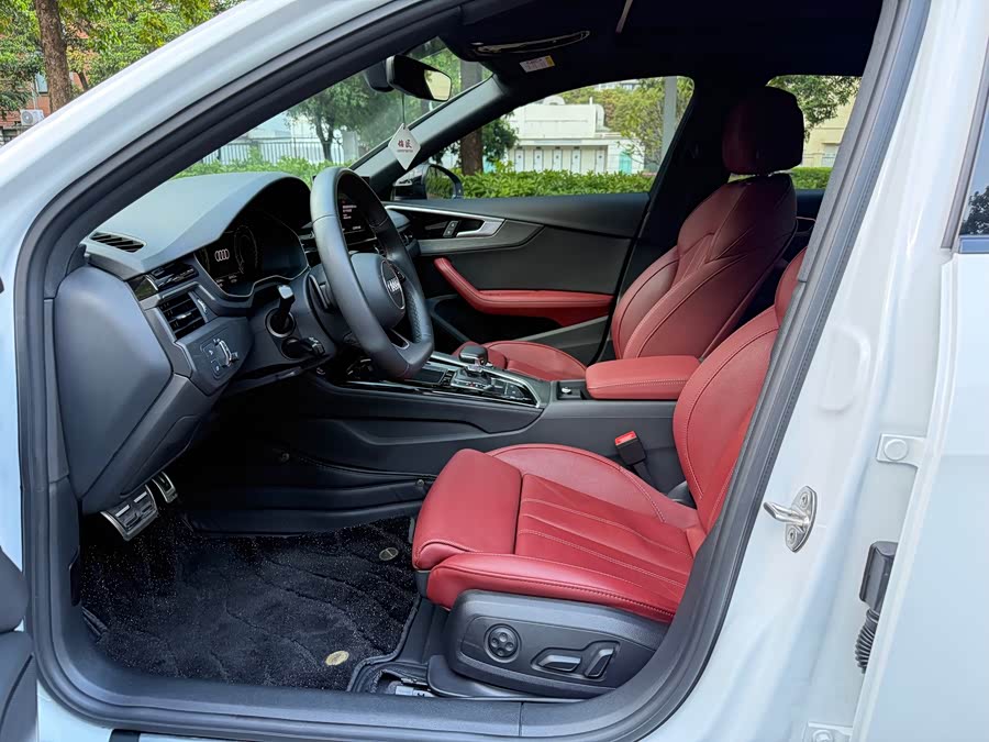 Audi A4L 2023 40 TFSI Luxury Sport - zdjęcie 8